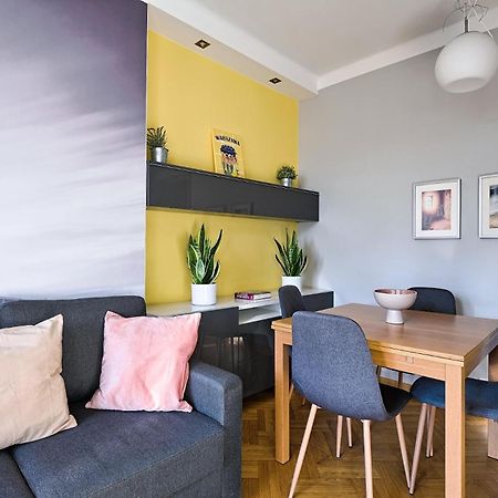 Modern And Cozy- Central Location-B11/13 Warsaw Exterior photo